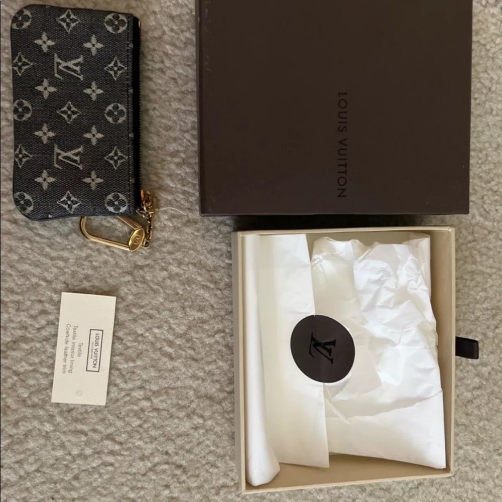 LOUIS VUITTON Monogram black canvas key pouch / keychain wallet